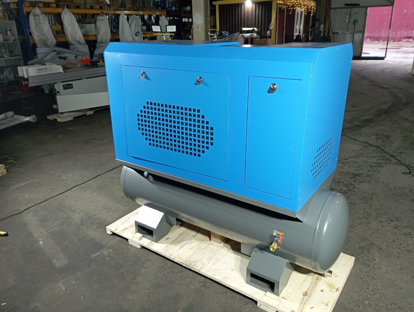 Винтовой компрессор с прямым приводом HS-20HP  8-2,3-350