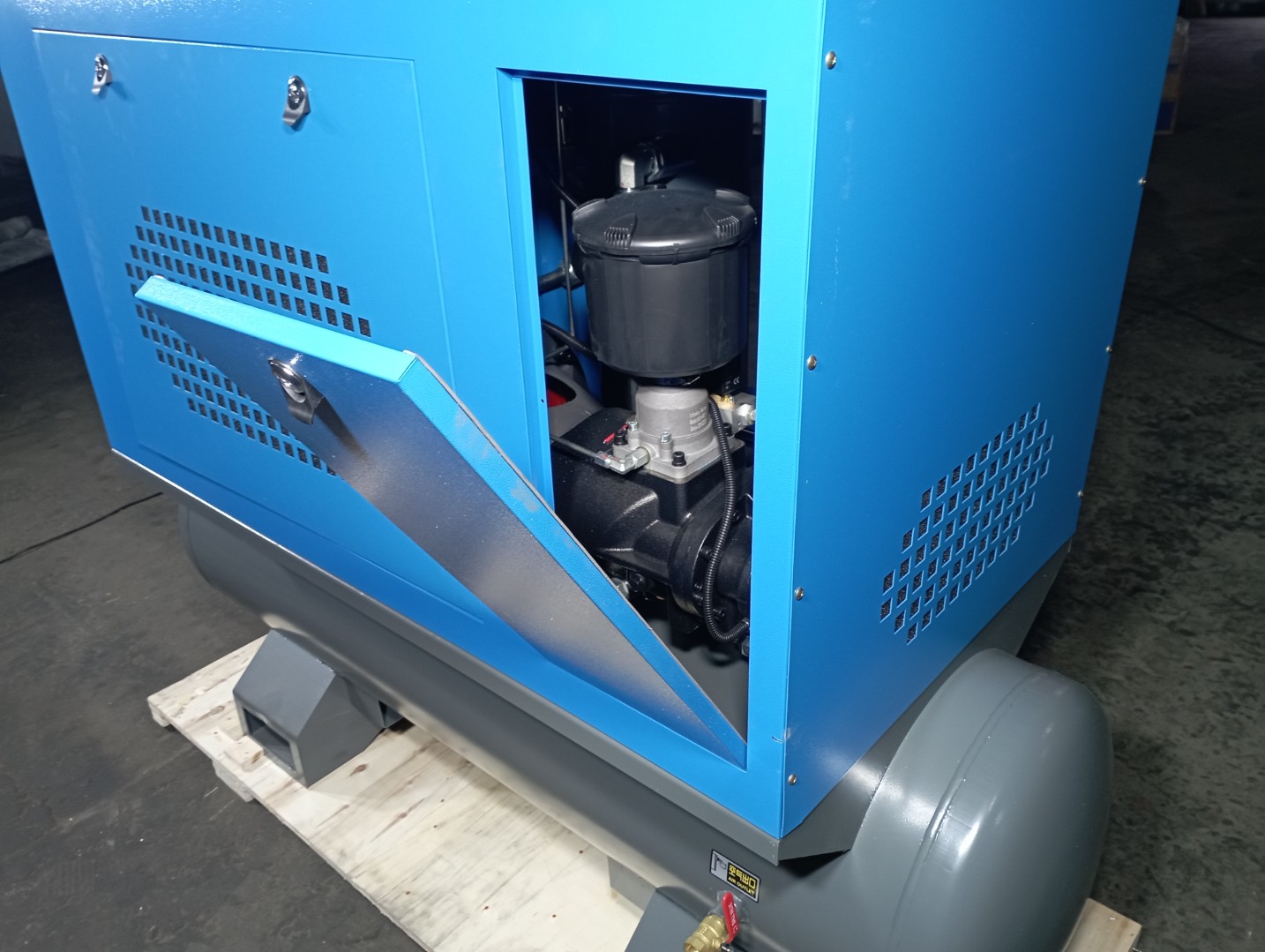 Винтовой компрессор с прямым приводом HS-20HP  8-2,3-350