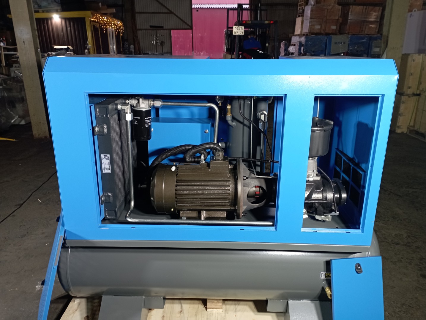 Винтовой компрессор с прямым приводом HS-20HP  8-2,3-350