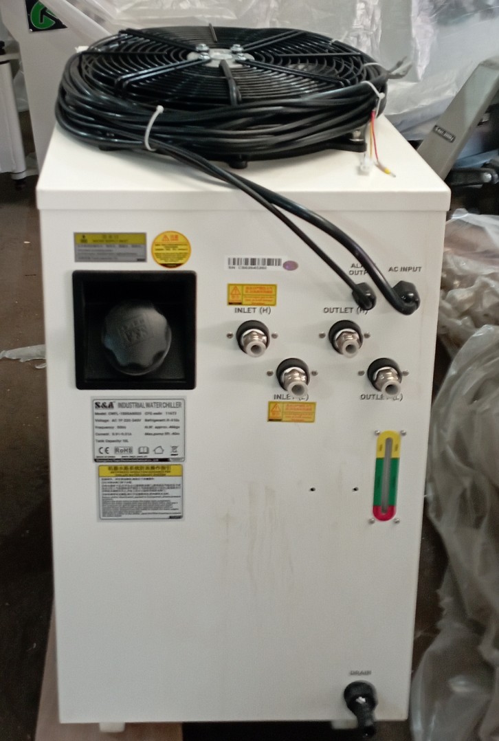Оптоволоконный лазерный станок LTT 3015В-1500Вт