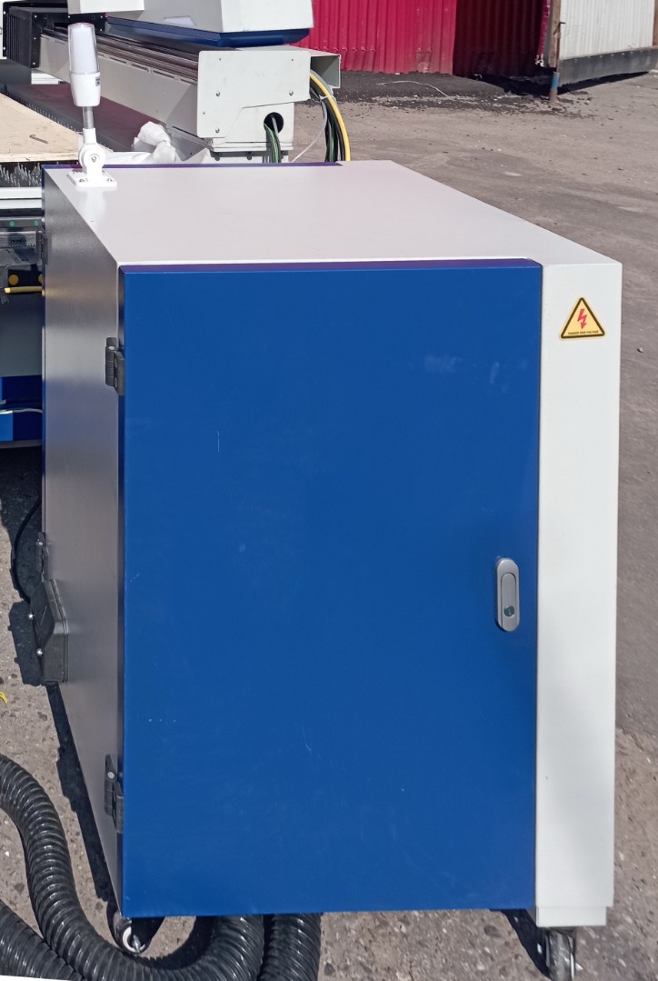 Оптоволоконный лазерный станок LTT 3015В-1500Вт
