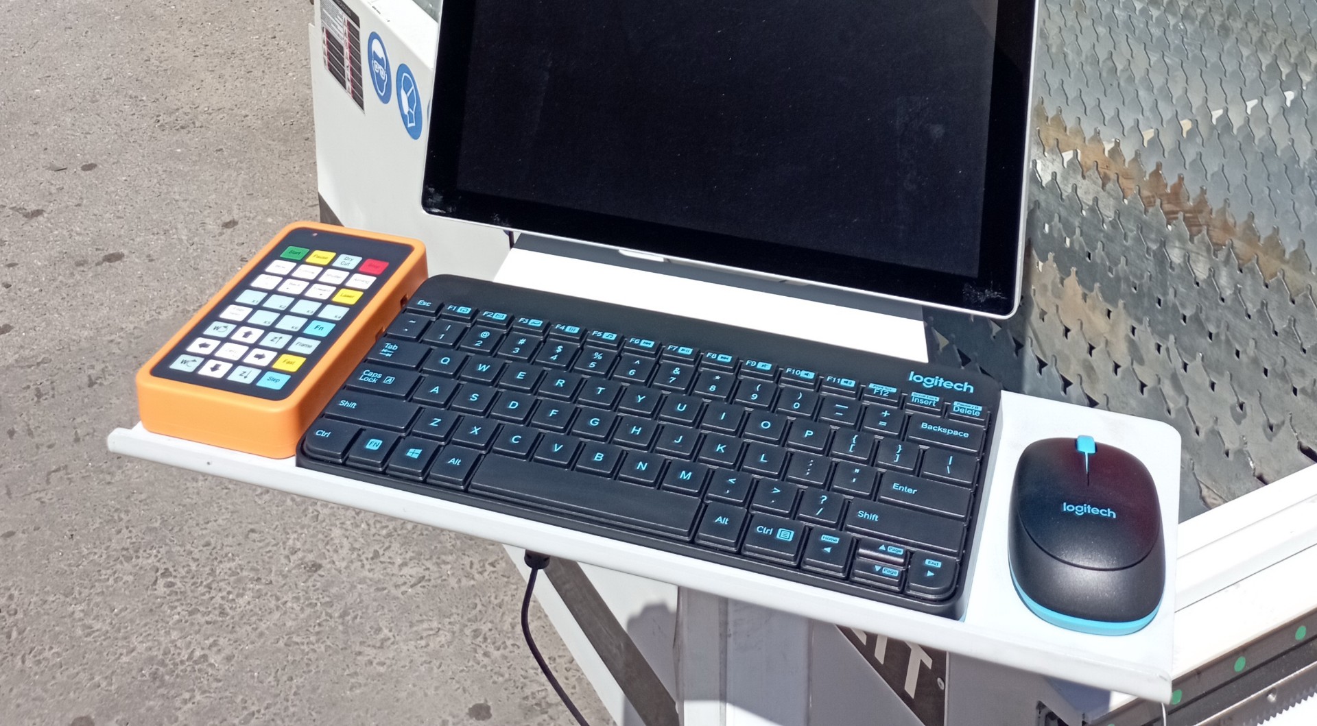 Оптоволоконный лазерный станок LTT 3015В-1500Вт