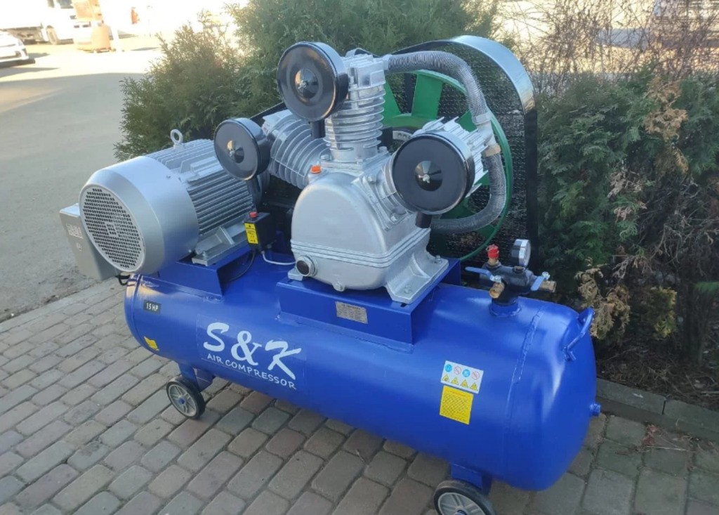 Компрессор ременной Tehnoline S&K TP2100/300, 11 кВт, 15л.с, 10 атм