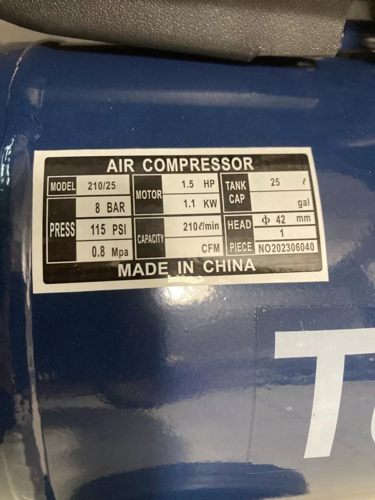Компрессор с прямой передачей Tehnoline S&K T210/25, 1,5 кВт, 8 бар, 1 поршень