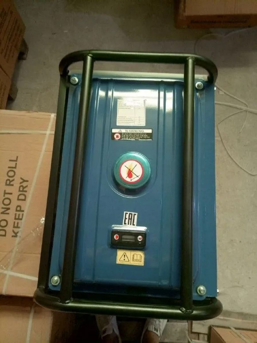 Генератор Tehnotek T3500, 3 кВт, 220В, ручной старт