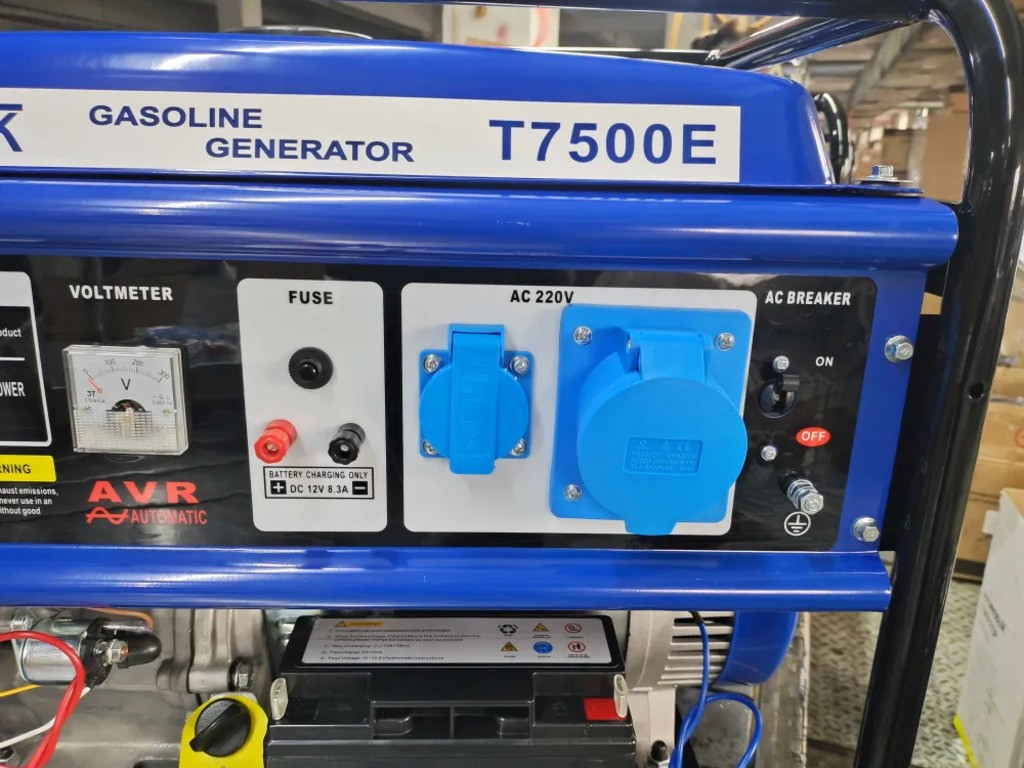 Генератор Tehnotek T7500, 7 кВт, 220В, ручной старт, медная обмотка