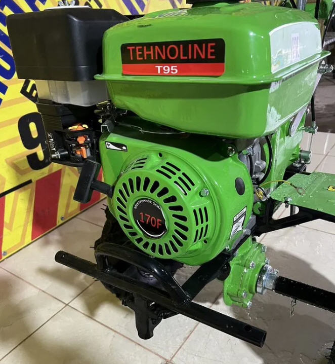 Мотокультиватор Tehnoline Т95, 7,0 л.с., 32 фрезы, колёса 4х8, 2 скорости