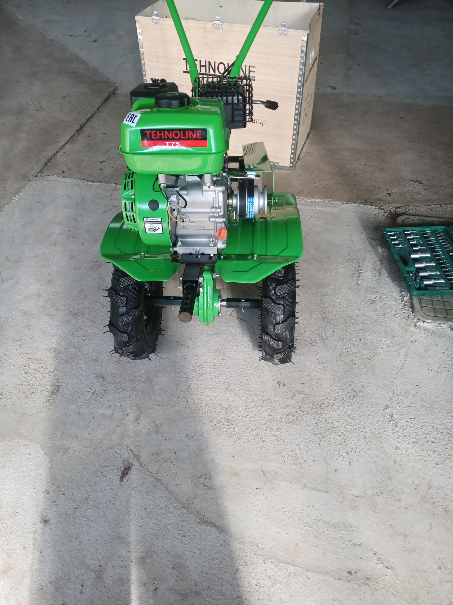 Мотокультиватор Tehnoline T75, 7,0 л.с., колёса + сцепка