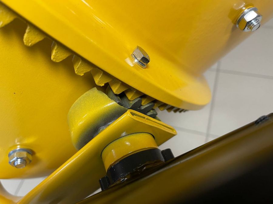 Бетоносмеситель Tehnoline T160 чугунный венец, 160 л., 800 Вт