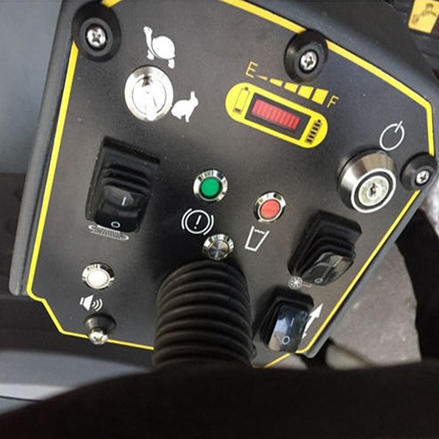 Поломоечная машина TOR JH-660, 4000 м2/ч, с АКБ VRLA GEL 2x12V/150Ah