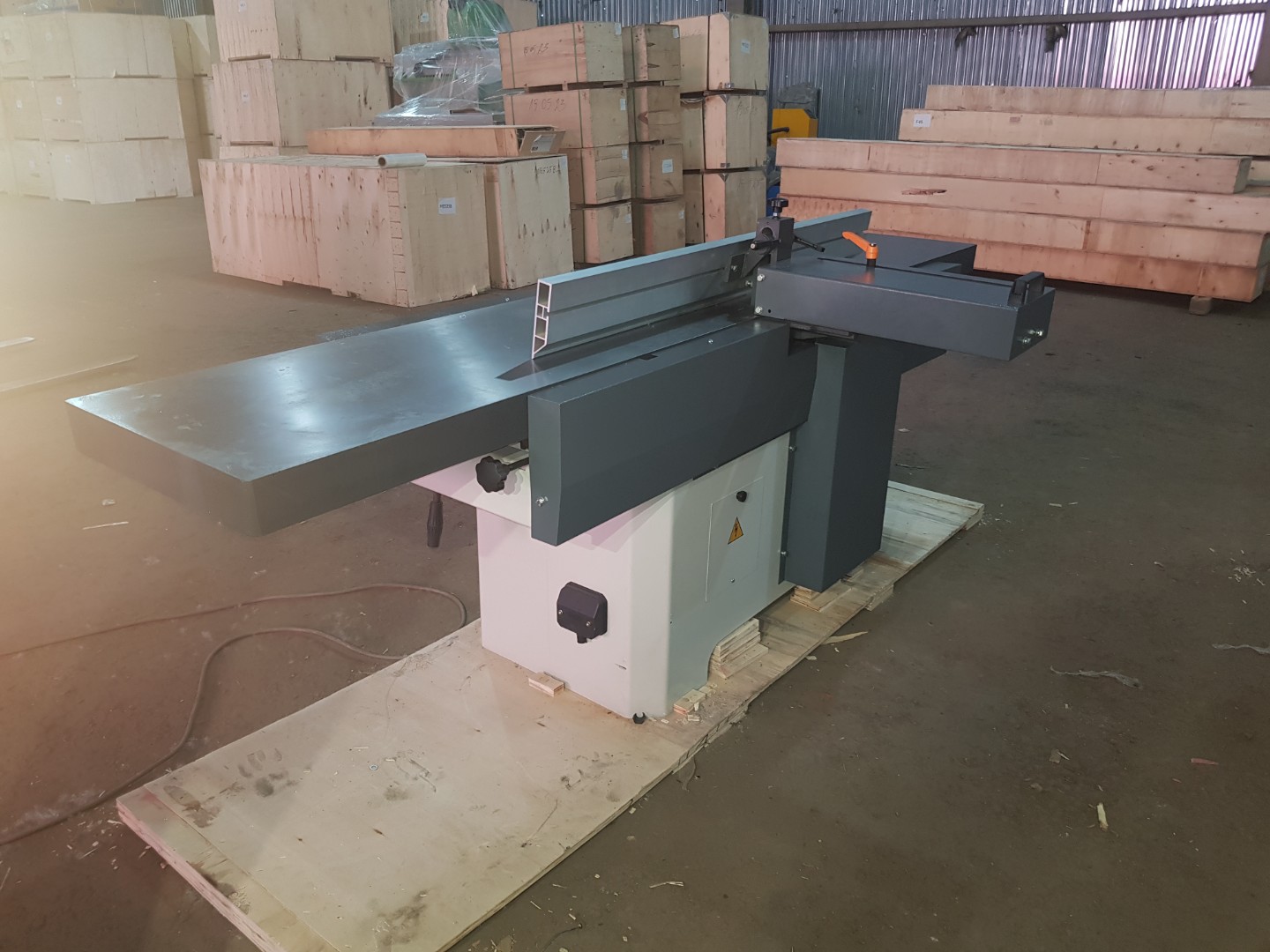 Фуговальный станок LTT MB525B, стол 2500 мм