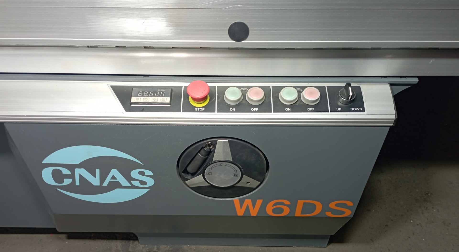 Форматно-раскроечный станок LTT W6DS, с ЧПУ, электроподъём основной пилы