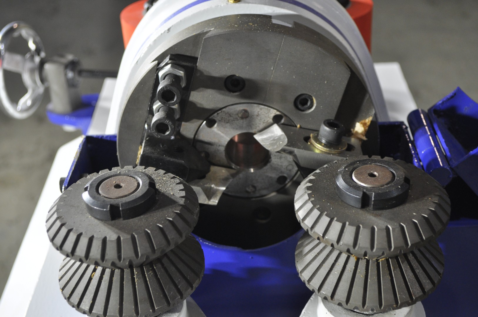 Круглопалочный станок LTT MC9060A, 3 кВт с двойными роликами