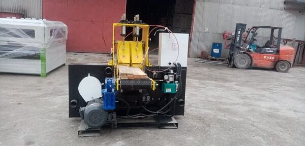 Ленточнопильный делительный станок LTT MD400, 15 кВт, 380В