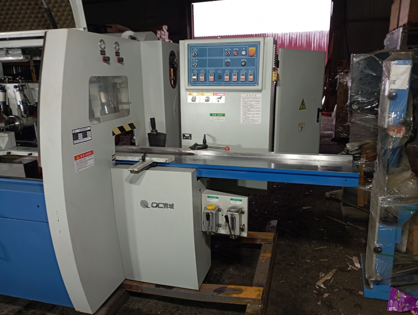 Станок четырехсторонний LTT QMB-520A, 34 кВт, 5 шпинделей, 2 нижних шпинделя 