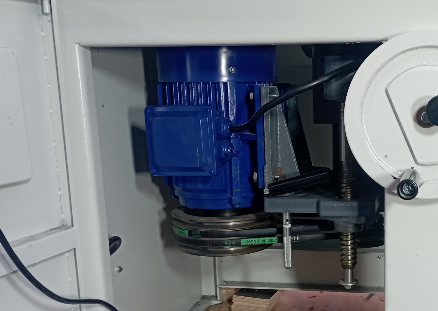 Фрезерный станок LTT MXQ45 5.5 кВт, без каретки