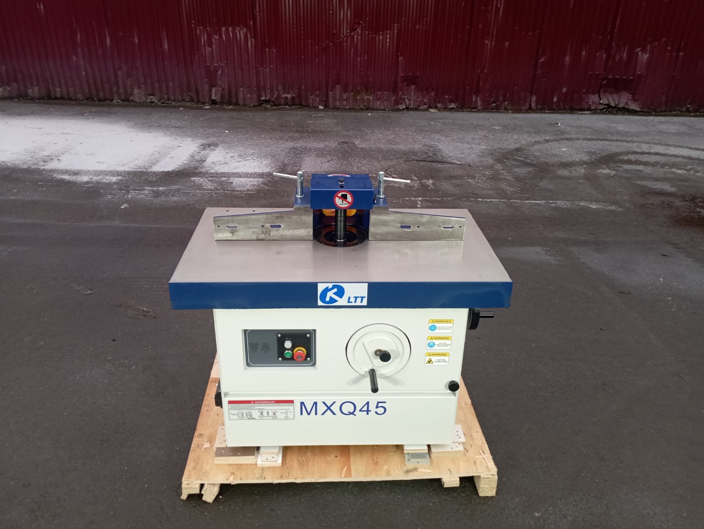 Фрезерный станок LTT MXQ45 5.5 кВт, без каретки