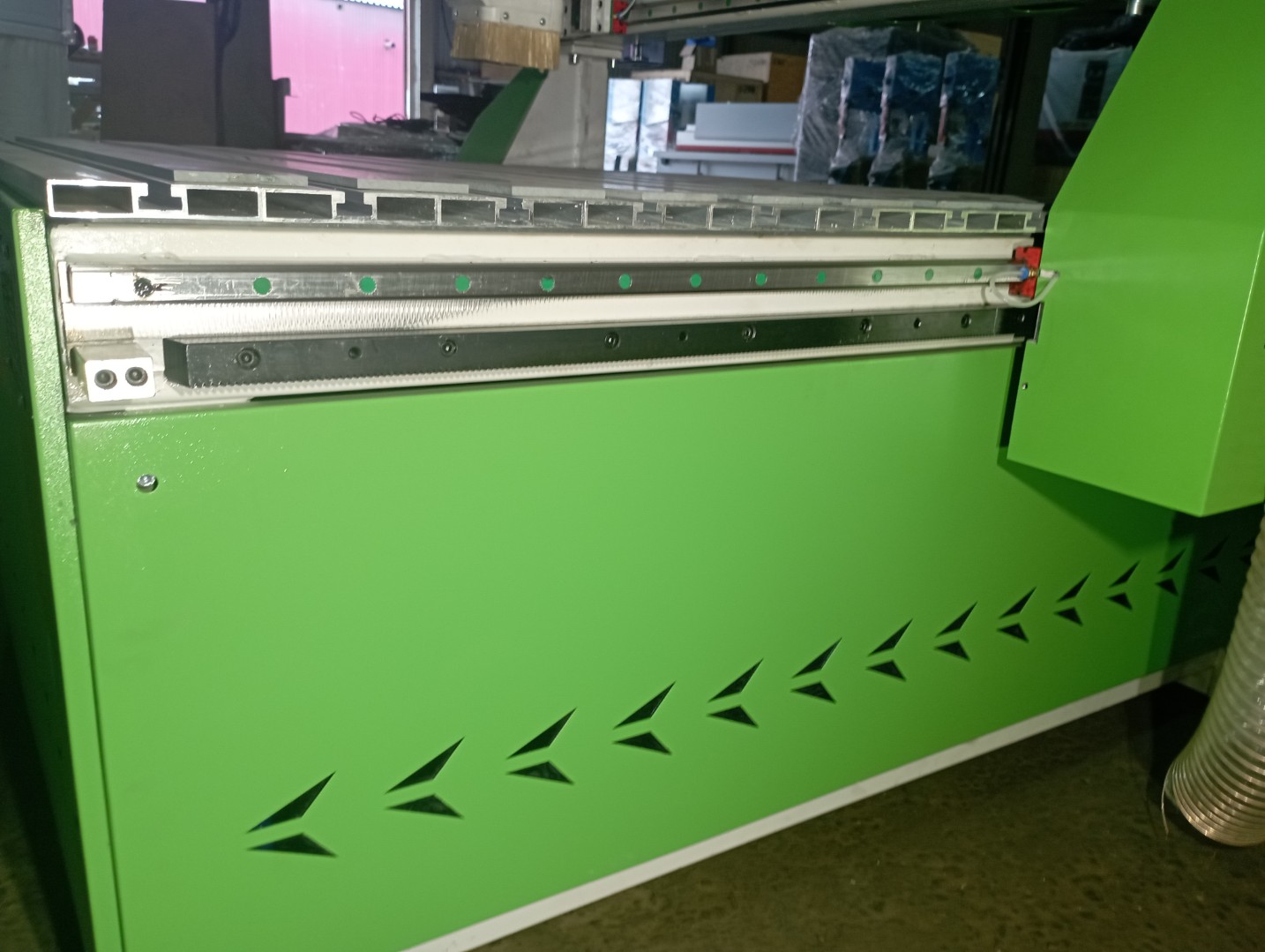 Фрезерно-гравировальный станок LTT-1012 Plus, 2.2 кВт с ЧПУ