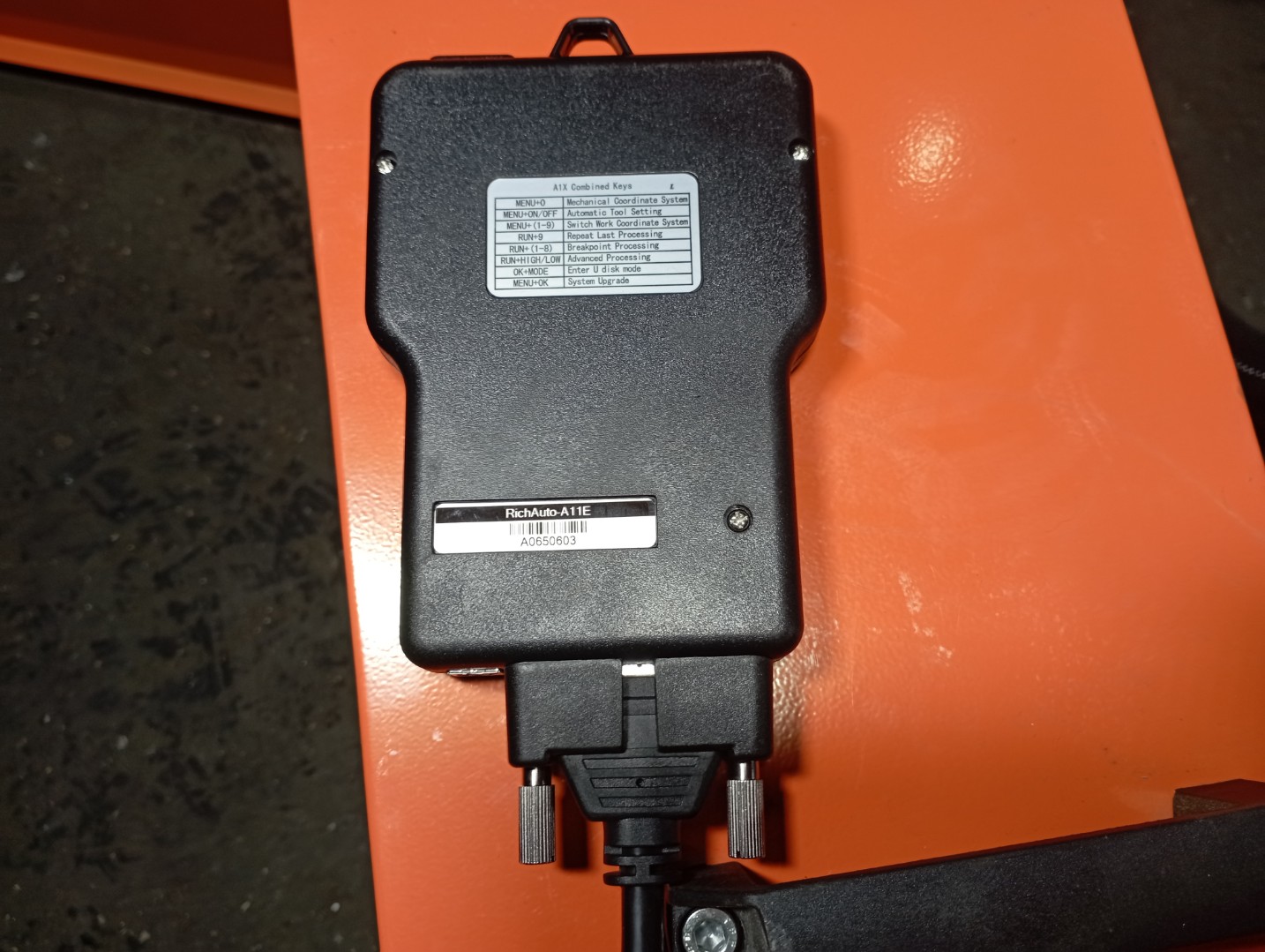 Фрезерно-гравировальный станок LTT-1012 Plus, 2.2 кВт с ЧПУ