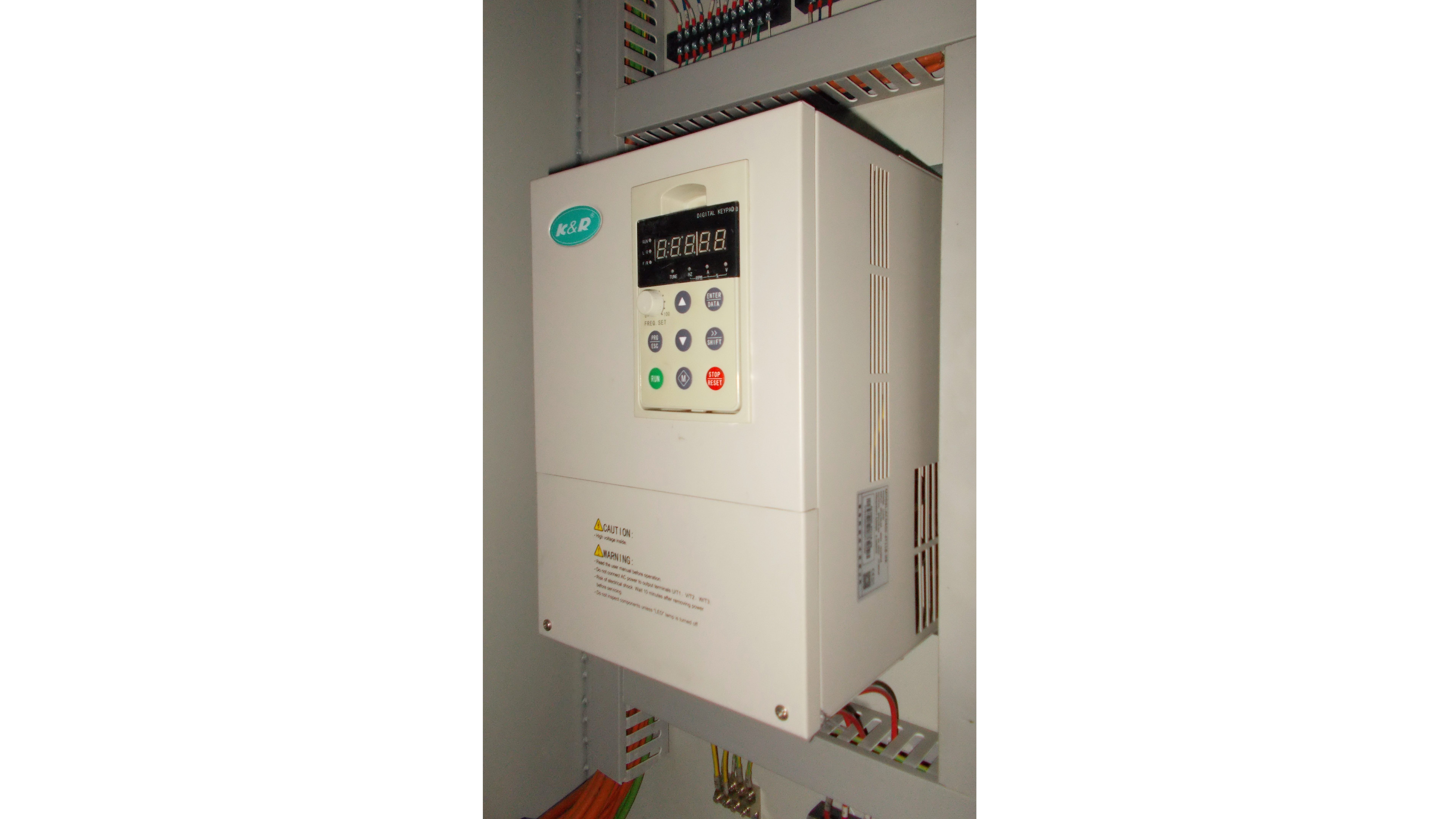 Фрезерный станок с ЧПУ LTT-1325ZW, SINTEK, 7,5 кВт, с комбинированным  столом