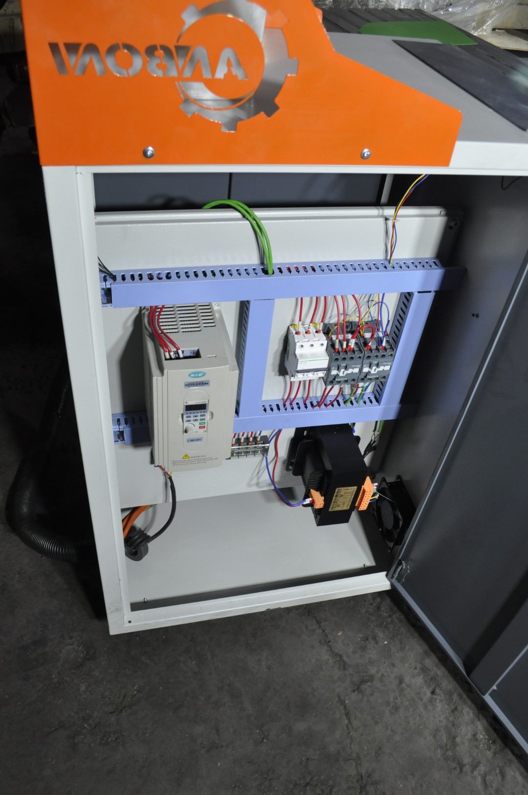 Фрезерный станок с ЧПУ LTT-1616, NCStudio, 4,5 кВт,  для раскроя фанеры