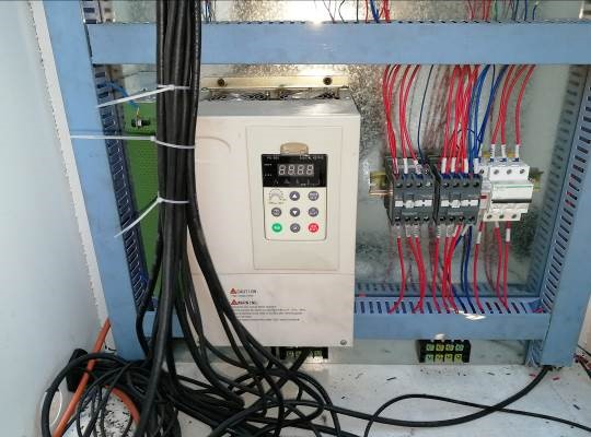 Фрезерный станок с ЧПУ LTT-2130D, SINTEK, 7,5 кВт, c автоматической револьверной сменой инструмента