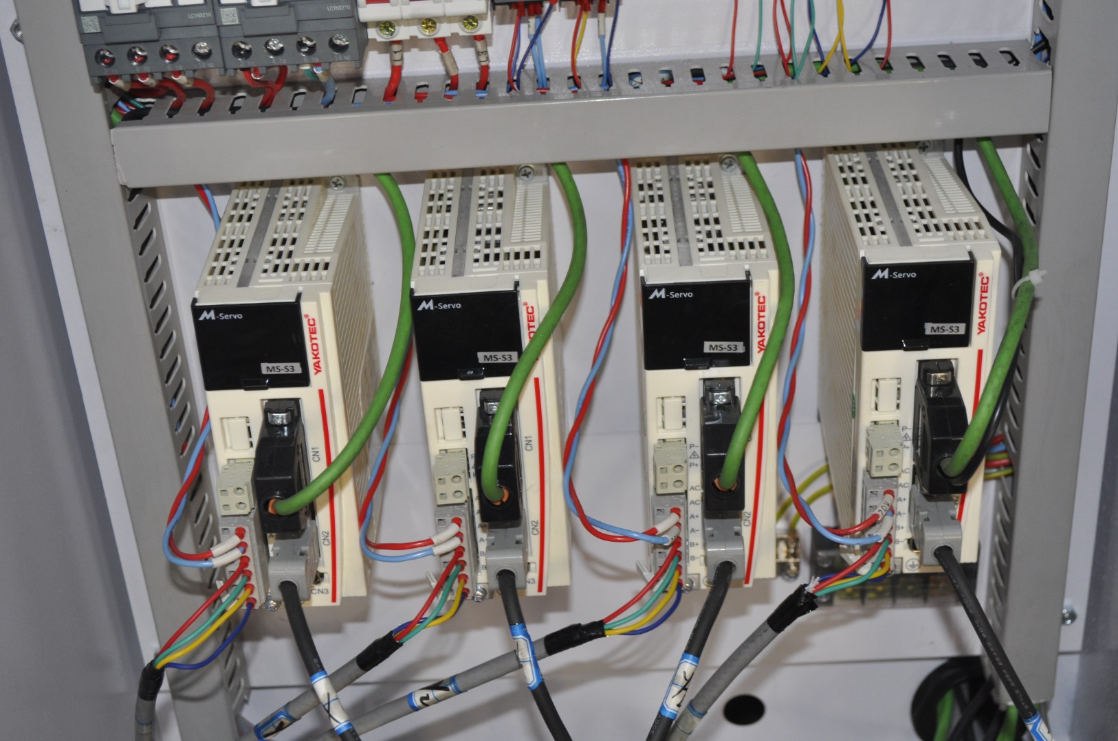 Фрезерный станок с ЧПУ LTT-2130ASDH, DSP-пульт, 6 кВт, с гибридным приводом