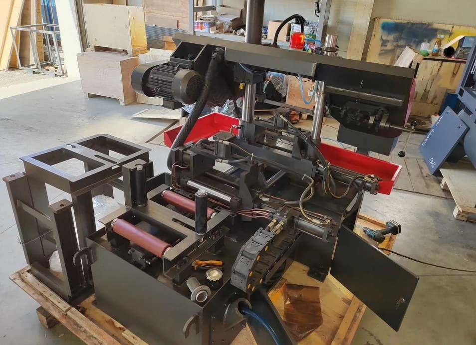 MetMachine ALS2226-0L00T0 автоматический ленточнопильный станок 