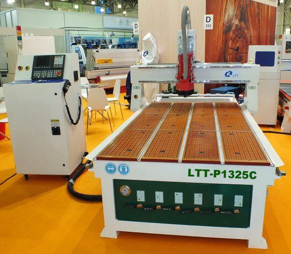 Фрезерный станок с ЧПУ LTT-1325Z-45, SYNTEK, 9 кВт, с поворотным шпинделем