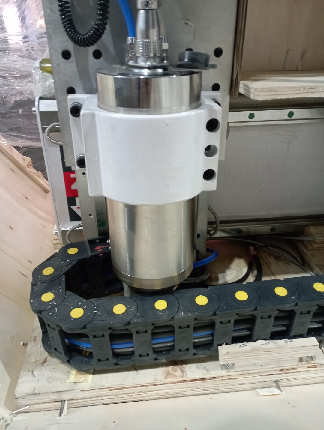 Фрезерный станок с ЧПУ LTT-3021AS, 3.2 кВт, с водяным охлаждением