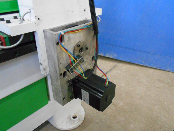 Фрезерный станок с ЧПУ LTT-2130A, 4.5 кВт, c ручной сменой инструмента