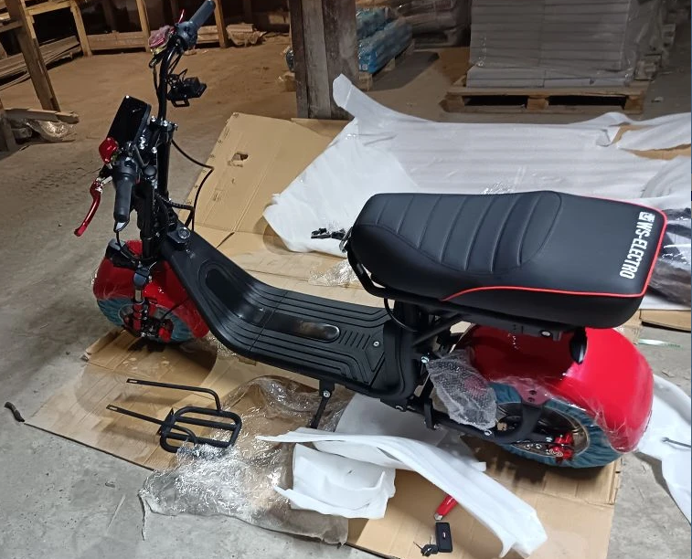 Электроскутер WHITE SIBERIA PRO 2500W RED