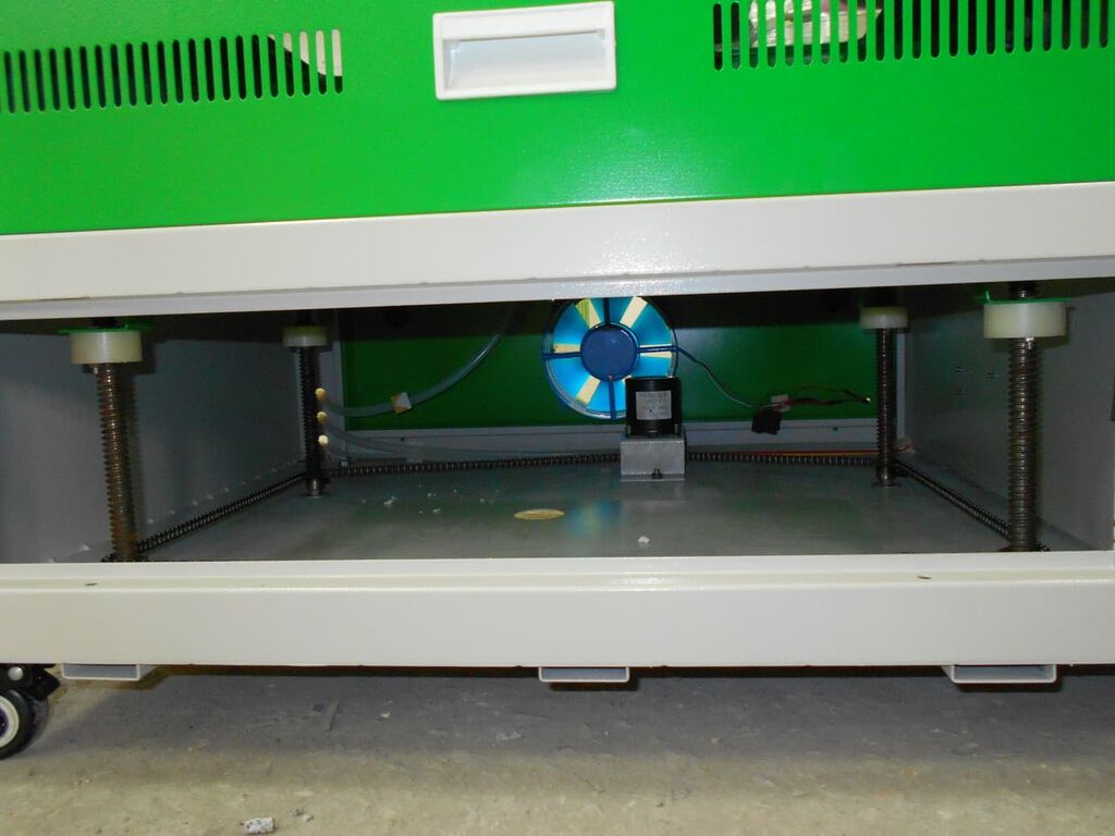 Настольный лазерно-гравировальный станок с ЧПУ LTT-Z5040, 250Вт, 220В, лазер 50Вт