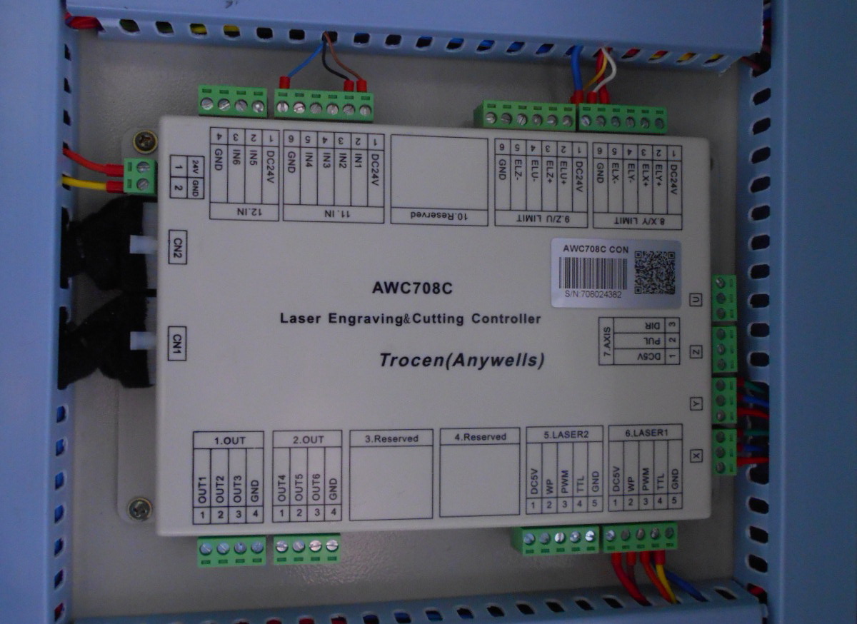 Лазерно-гравировальный станок с ЧПУ LТТ-Z1610, 130Вт, с подъемным столом