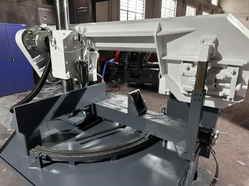 Полуавтоматический ленточнопильный станок REALREZ GB4240X, 4.75кВт, 380В 