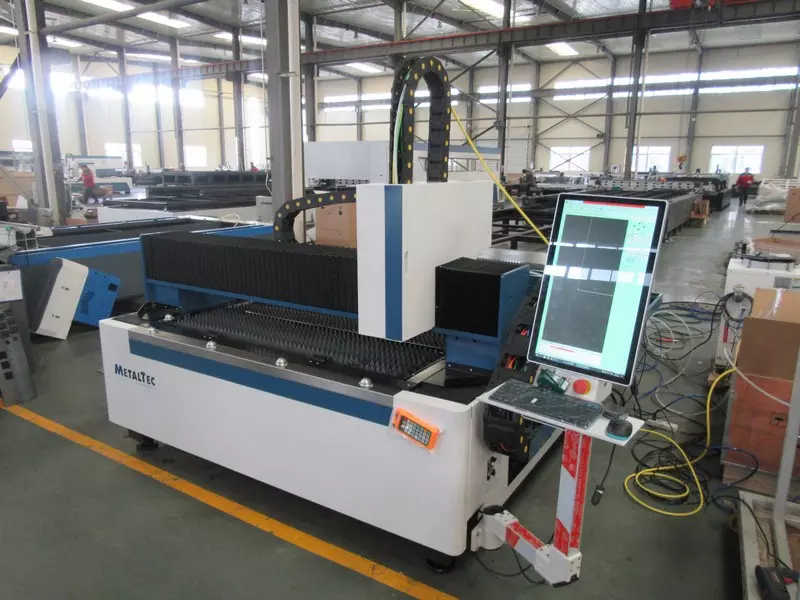 ЧПУ станок лазерной резки MetalTec 1530S, RAYCUS 3 kW, RJ-1530S