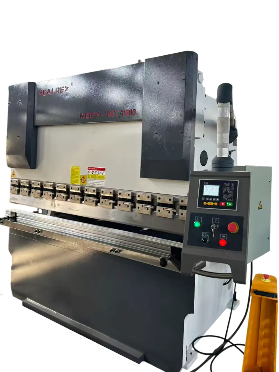 Гидравлический листогибочный пресс с ЧПУ REALREZ BM Pro 125-2500, 5.5кВт, 125тонн