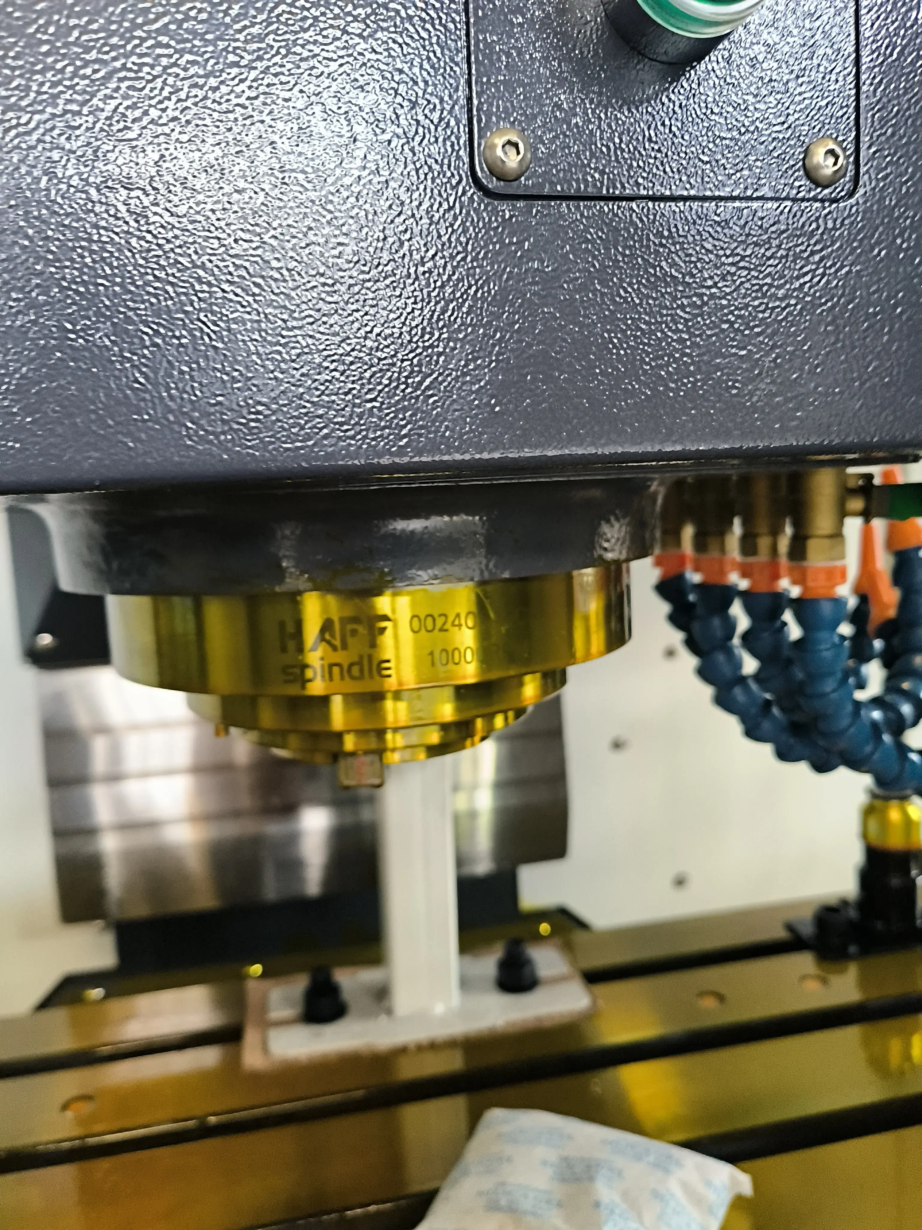 Фрезерный обрабатывающий центр с ЧПУ REALREZ VMC850, 4-ая ось + Fanuc Oi-MF tf plus, 11кВт