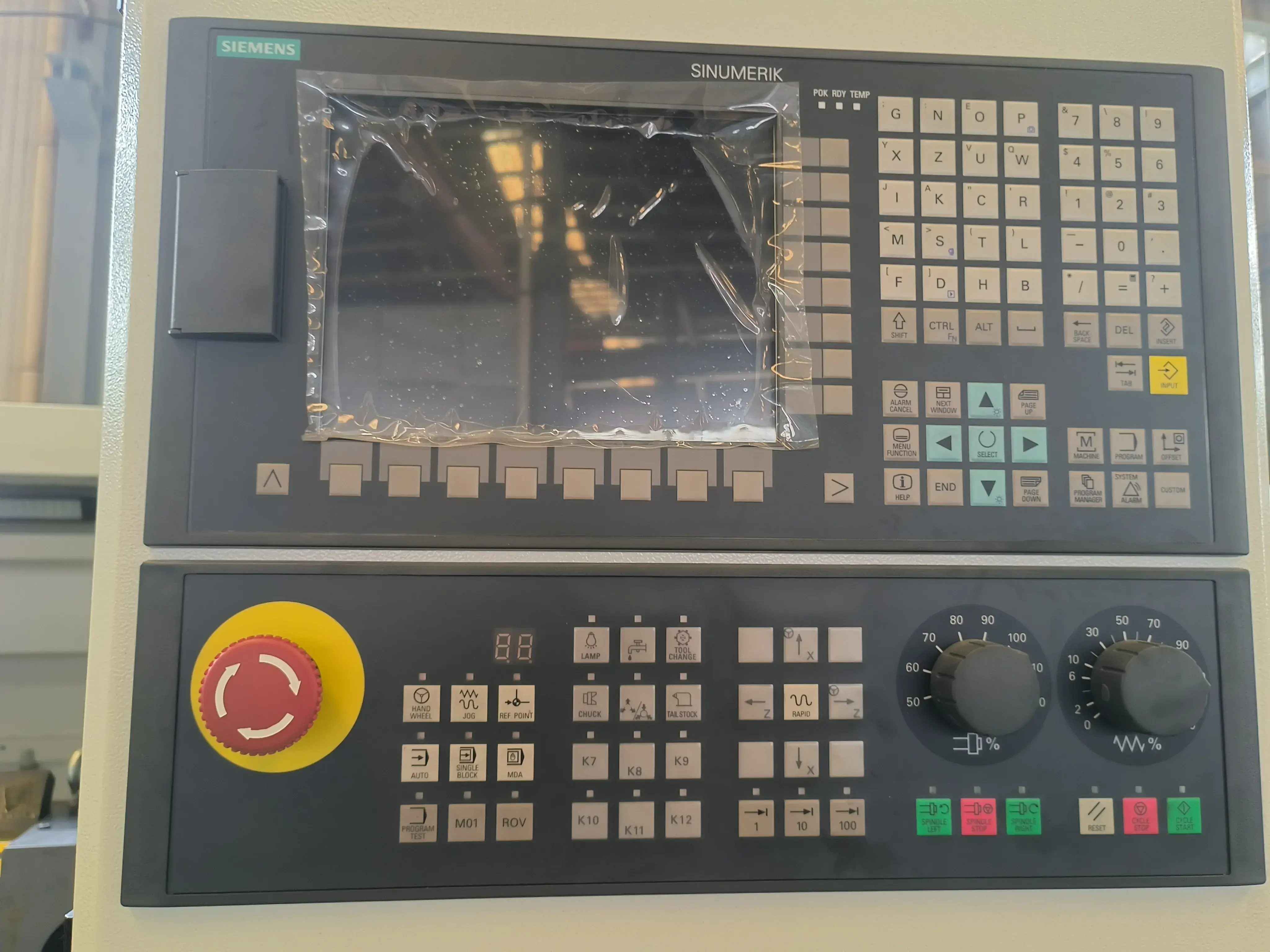 Токарный станок с ЧПУ Realrez CK 6150х750 SAM6, Siemens808D, 11кВт