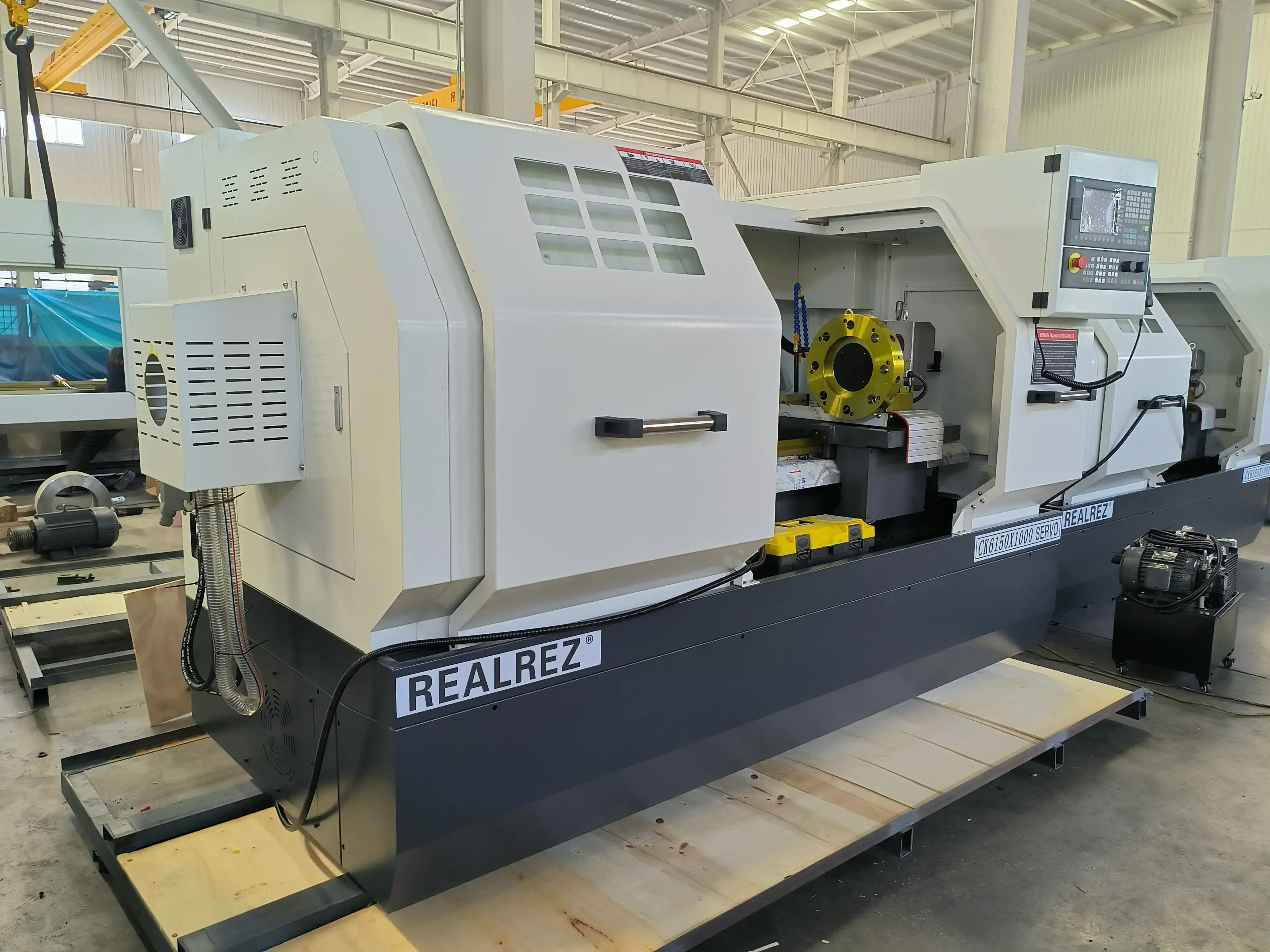 Токарный станок с ЧПУ Realrez CK 6150х1000 SERVO + VDI, Siemens808D, 7.5кВт