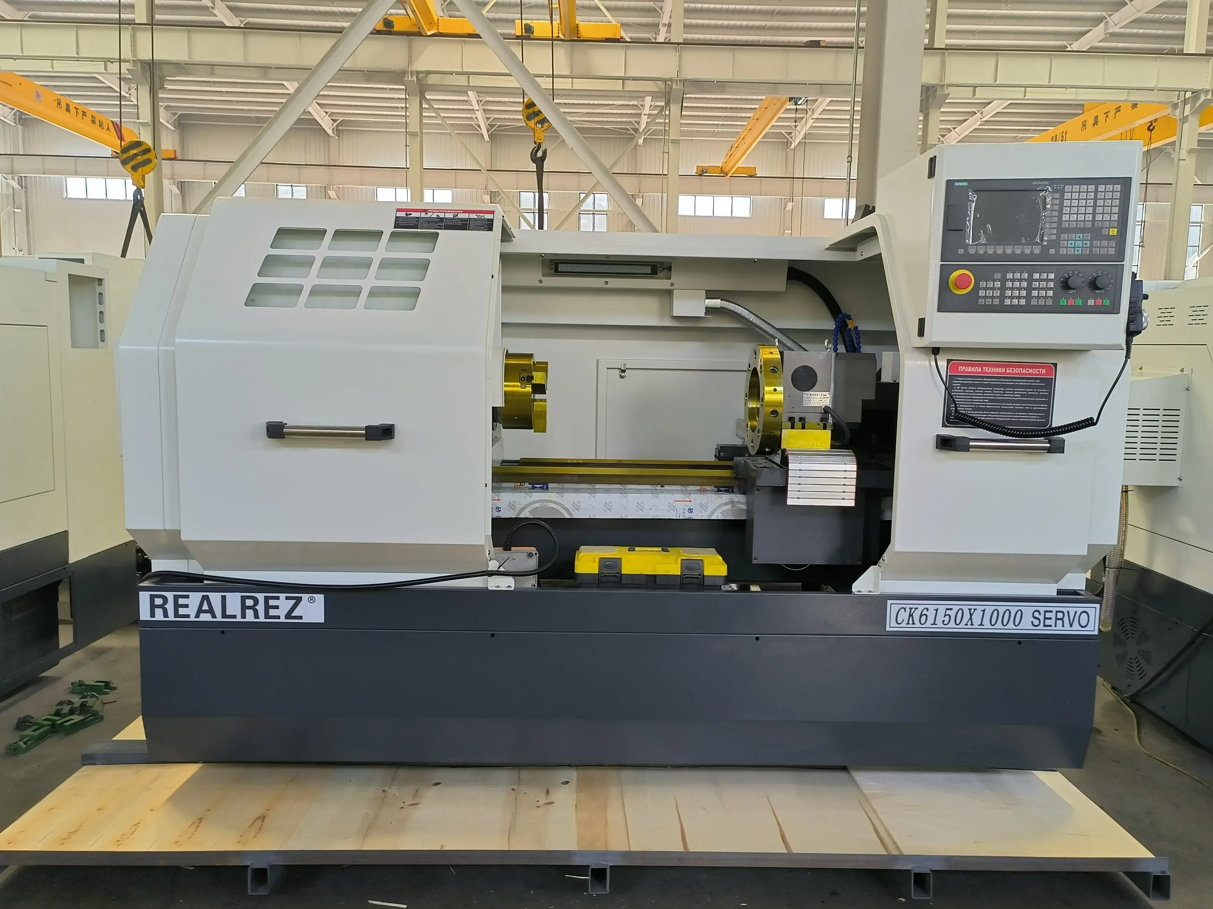 Токарный станок с ЧПУ Realrez CK 6150х1000 SERVO + VDI, Siemens808D, 7.5кВт