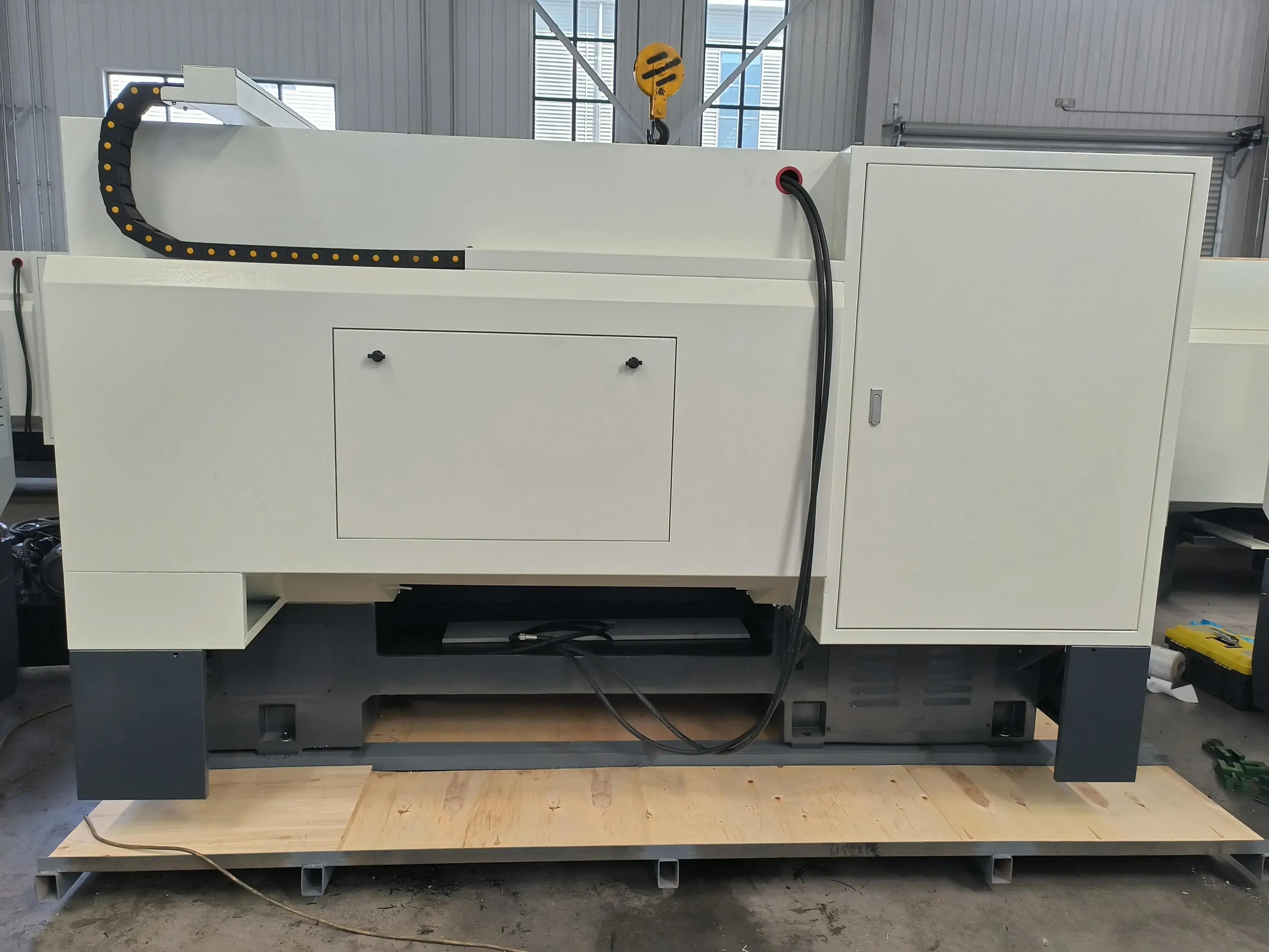 Токарный станок с ЧПУ Realrez CK 6150х1000 SERVO + VDI, Siemens808D, 7.5кВт