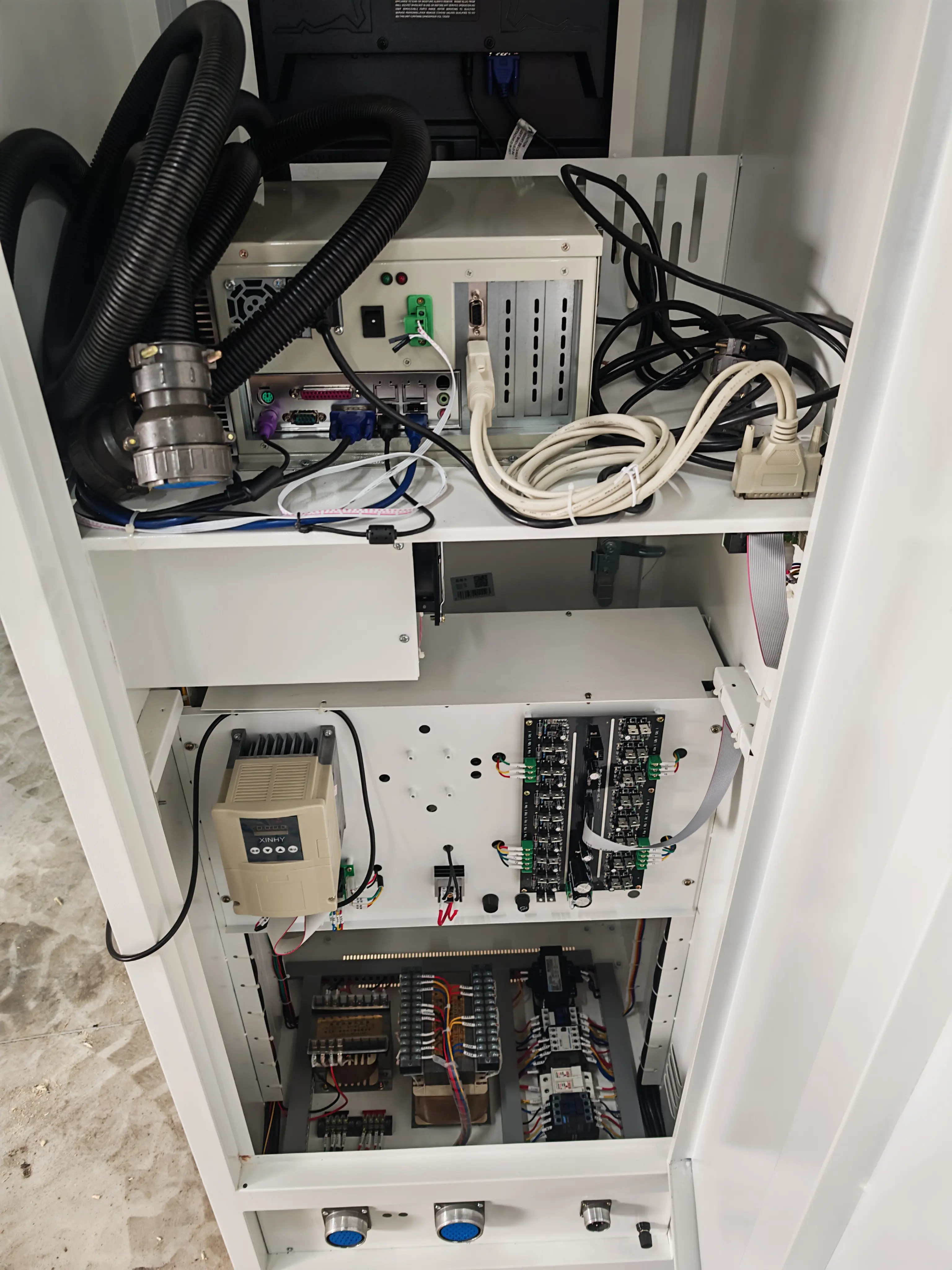 Электроэрозионный вырезной станок Realrez 800 (DK7780), Ra2.0