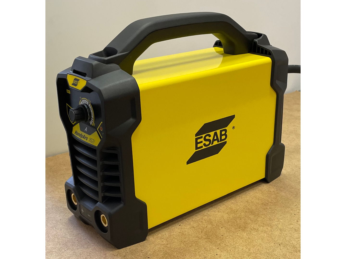 Сварочный инвертор ESAB Handy Arc 162i, MMA, 160А, 220В