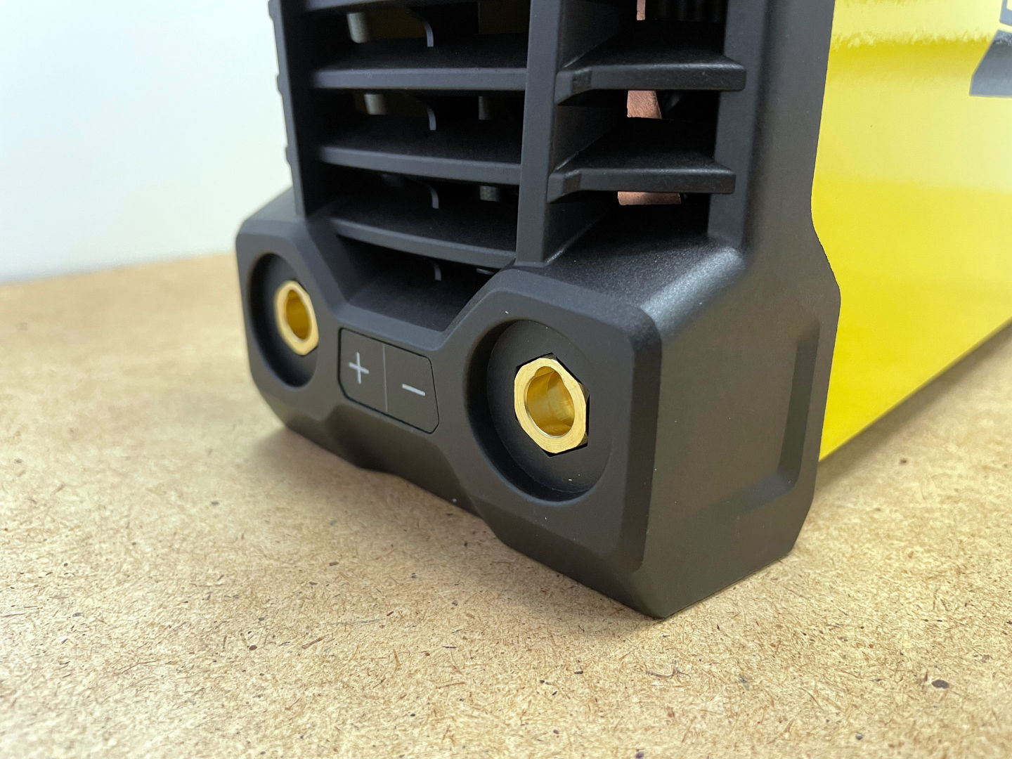 Сварочный инвертор ESAB Handy Arc 162i, MMA, 160А, 220В