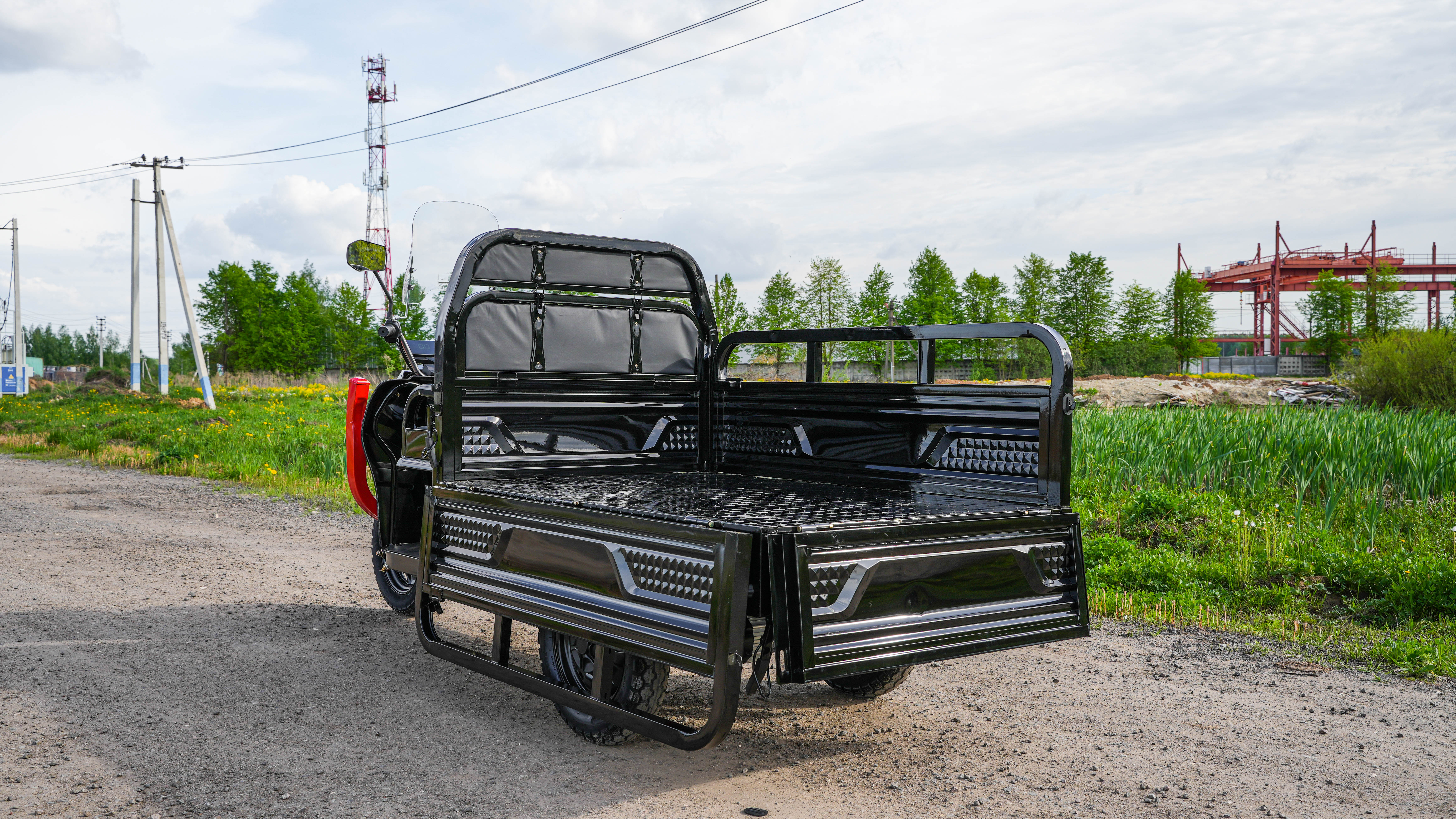 Электротрицикл White Siberia CARGO 1.8 с кабиной 