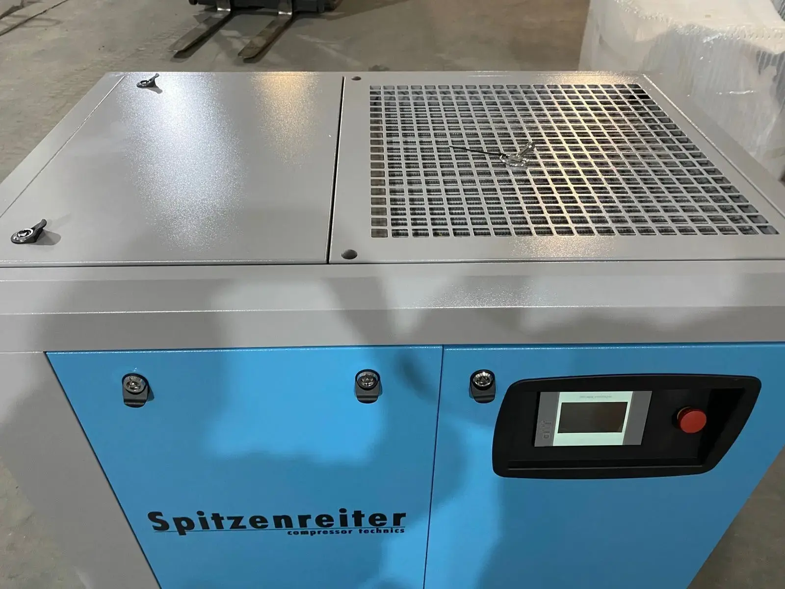 Компрессор винтовой Spitzenreiter S-EKO30PM-16, 22 кВт, 380В, 16 бар, 2000 л/мин