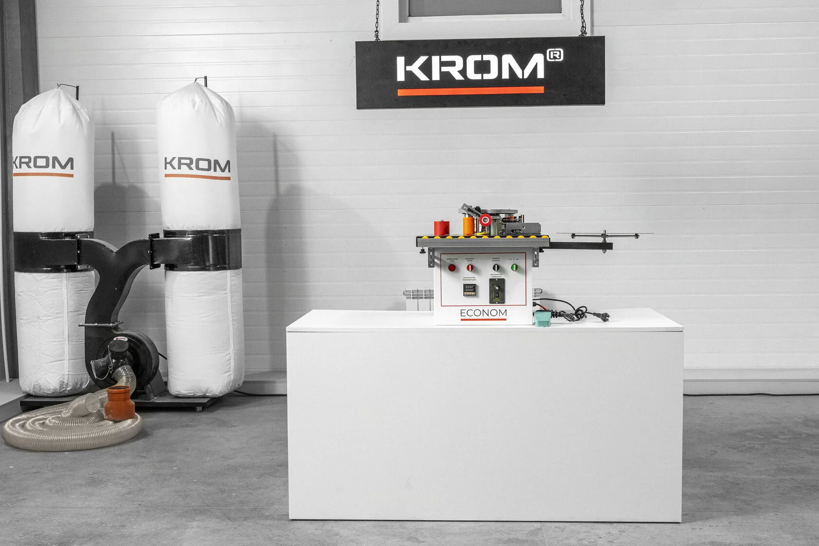 Кромкооблицовочный станок KROM ECONOM с педалью, 1.2 кВт, 220В