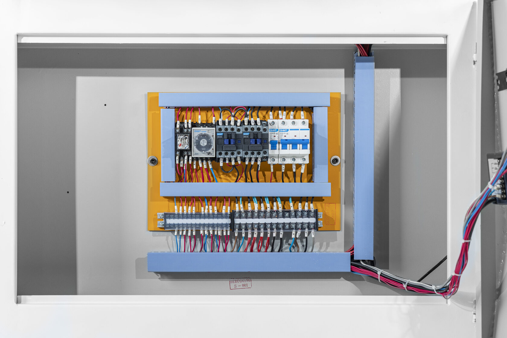 Кромкооблицовочный станок KROM PROFI 2.0 PLUS с педалью, 1.8 кВт, 220В