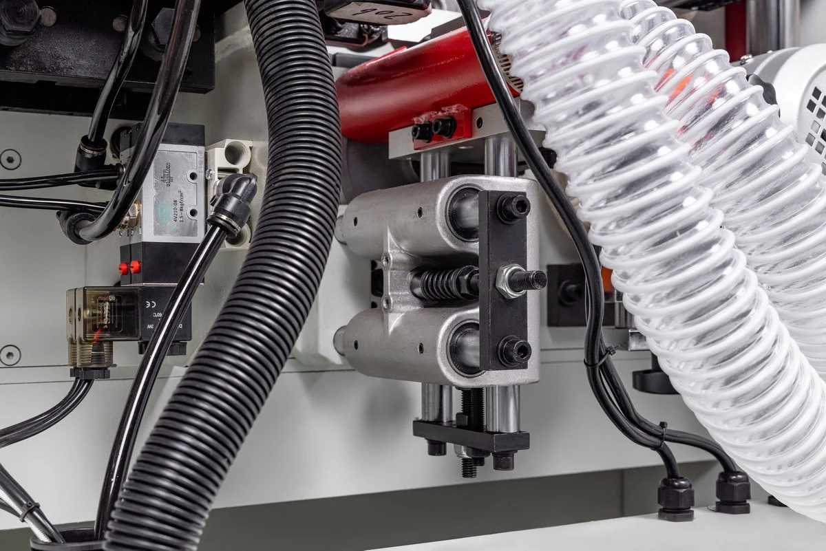 Кромкооблицовочный станок автоматический KROM AUTOMAT COMPACT, 2.52 кВт, 380В